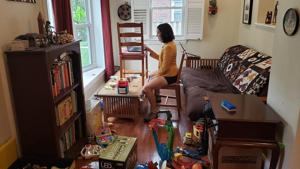 Gretchen Goldman shared a picture showing the room she’s sitting in and her work setup.(Twitter/@GretchenTG) Gretchen Goldman shared a picture showing the room she’s sitting in and her work setup.(Twitter/@GretchenTG)