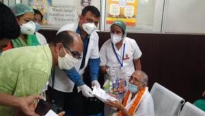 Mai Handique, called Aita (grandma) by all at the hospital thanked all those who treated her.(Twitter/@himantabiswa) Mai Handique, called Aita (grandma) by all at the hospital thanked all those who treated her.(Twitter/@himantabiswa)