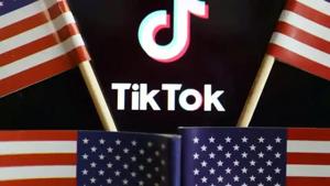 Oracle has submitted a proposal to the Trump administration that will allow it to become a technology partner in the TikTok app, as ByteDance hopes to head off a Trump order that it divest TikTok’s U.S. operations.(File photo for representation) Oracle has submitted a proposal to the Trump administration that will allow it to become a technology partner in the TikTok app, as ByteDance hopes to head off a Trump order that it divest TikTok’s U.S. operations.(File photo for representation)