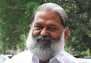Home minister Anil Vij said the ADGP was entrusted with the task of implementing universal helpline number, Dial 112, an emergency response support system for informing the police, fire brigade and ambulance services but the project was at a standstill.(HT Photo) Home minister Anil Vij said the ADGP was entrusted with the task of implementing universal helpline number, Dial 112, an emergency response support system for informing the police, fire brigade and ambulance services but the project was at a standstill.(HT Photo)