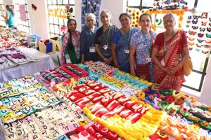 Whether it’s sculptures or Christmas ornaments, record-breaking blankets or scarves, all that Mother India’s Crochet Queens members create is eventually donated to charity.(MICQ) Whether it’s sculptures or Christmas ornaments, record-breaking blankets or scarves, all that Mother India’s Crochet Queens members create is eventually donated to charity.(MICQ)