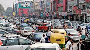 Illegal parking is a big problem in Lajpat Nagar where mixed land-use was allowed.(HT Archives) Illegal parking is a big problem in Lajpat Nagar where mixed land-use was allowed.(HT Archives)