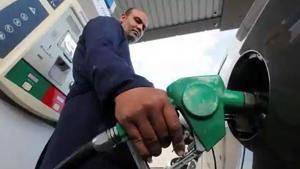 High unemployment and the loss of income stemming from the coronavirus have severely depressed consumer spending, which in turn will weigh on the business investment, it said.(Reuters) High unemployment and the loss of income stemming from the coronavirus have severely depressed consumer spending, which in turn will weigh on the business investment, it said.(Reuters)