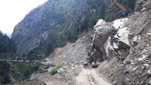 Hill cutting being done for the construction of All Weather Road in Uttarakhand.(HT File Photo) Hill cutting being done for the construction of All Weather Road in Uttarakhand.(HT File Photo)