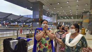 Stranded Indian nationals arrive from Afghanistan at IGI airport T3 in New Delhi, September 3.(PTI) Stranded Indian nationals arrive from Afghanistan at IGI airport T3 in New Delhi, September 3.(PTI)