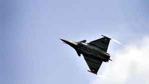IAF's Rafale aircraft will conduct sorties in Eastern Ladakh as Army strengthens hold over 20 strategic points.(Ajay Aggarwal /HT PHOTO) IAF's Rafale aircraft will conduct sorties in Eastern Ladakh as Army strengthens hold over 20 strategic points.(Ajay Aggarwal /HT PHOTO)