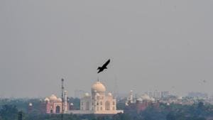 Taj Mahal to allow 5,000 tourists per day starting from tomorrow. The monument will remain closed on Fridays and Sundays.(PTI) Taj Mahal to allow 5,000 tourists per day starting from tomorrow. The monument will remain closed on Fridays and Sundays.(PTI)