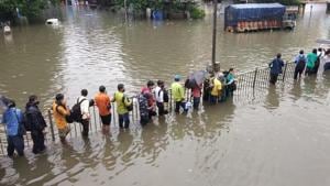 Water logging at Parel. It was also reported from Hindmata, Gandhi Market, Sion Road 24, Malad Subway, Bandra Talkies, Old Khar, and Shastri Nagar, Goregaon.(Bhushan Koyande/ HT Photo) Water logging at Parel. It was also reported from Hindmata, Gandhi Market, Sion Road 24, Malad Subway, Bandra Talkies, Old Khar, and Shastri Nagar, Goregaon.(Bhushan Koyande/ HT Photo)