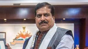 Union MoS of Railways Suresh Channabasappa Angadi died in AIIMS Delhi on Wednesday. He had tested positive for Covid-19.(PTI) Union MoS of Railways Suresh Channabasappa Angadi died in AIIMS Delhi on Wednesday. He had tested positive for Covid-19.(PTI)
