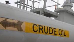 Venezuela, owner of the world’s largest oil reserves, has been struggling to find ships willing to risk sanctions after the Trump administration announced sanctions on six vessels and its shipowners for transporting its crude.(Reuters file photo) Venezuela, owner of the world’s largest oil reserves, has been struggling to find ships willing to risk sanctions after the Trump administration announced sanctions on six vessels and its shipowners for transporting its crude.(Reuters file photo)
