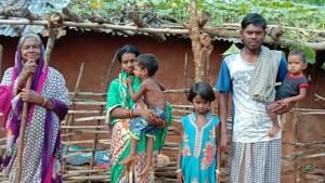Jitendra Sethi with his family.(HT PHOTO) Jitendra Sethi with his family.(HT PHOTO)