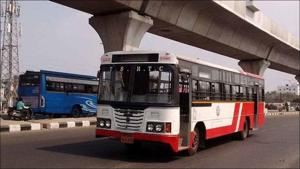 Hyderabad finally resumes bus services on 25 routes amid Covid-19(Twitter/HiHyderabad) Hyderabad finally resumes bus services on 25 routes amid Covid-19(Twitter/HiHyderabad)