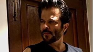 Anil Kapoor pays tribute to late SP Balasubramanyam. Anil Kapoor pays tribute to late SP Balasubramanyam.
