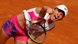 Romania's Simona Halep in action during her semi final match against Spain's Garbine Muguruza.(Pool via REUTERS/) Romania's Simona Halep in action during her semi final match against Spain's Garbine Muguruza.(Pool via REUTERS/)