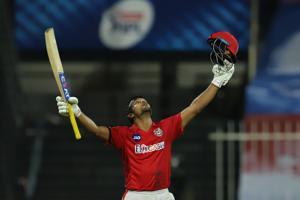 Mayank Agarwal celebrates hundred.(IPL/Twitter) Mayank Agarwal celebrates hundred.(IPL/Twitter)