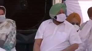 Punjab CM Captain Amarinder Singh held a sit-in protest against the farm bills(ANI Photo) Punjab CM Captain Amarinder Singh held a sit-in protest against the farm bills(ANI Photo)