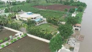 The bungalow was originally a guest house constructed by prominent realtor Lingamaneni Ramesh who leased it to Naidu in 2015. Since then, Chandrababu Naidu had been using it as his official bungalow.(HT PHOTO.) The bungalow was originally a guest house constructed by prominent realtor Lingamaneni Ramesh who leased it to Naidu in 2015. Since then, Chandrababu Naidu had been using it as his official bungalow.(HT PHOTO.)