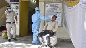 The most credible strategy for economic recovery is easy access to Covid-19 testing and easy access to hospital beds(Sanjeev Verma/HT PHOTO)