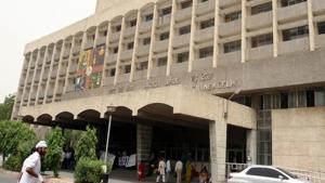 The Hathras woman was shifted to Safdarjung Hospital from Aligarh Muslim University’s Jawaharlal Nehru Medical College and Hospital on Monday(HT Archive) The Hathras woman was shifted to Safdarjung Hospital from Aligarh Muslim University’s Jawaharlal Nehru Medical College and Hospital on Monday(HT Archive)