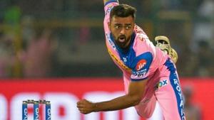 IPL 2020 RR vs KKR: Jaydev Unadkat in action(Twitter) IPL 2020 RR vs KKR: Jaydev Unadkat in action(Twitter)