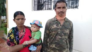 Kadti and his wife Meena are now parents to a child after Kadti’s reverse vasectomy was done at a government empanelled hospital.(HT Photo) Kadti and his wife Meena are now parents to a child after Kadti’s reverse vasectomy was done at a government empanelled hospital.(HT Photo)