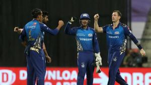 Mumbai Indians celebrate.(IPL/Twitter) Mumbai Indians celebrate.(IPL/Twitter)
