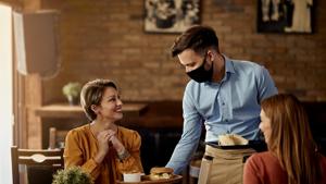 Many restaurant chains are now fully functional due to the rise in sales(Photo: Shutterstock) Many restaurant chains are now fully functional due to the rise in sales(Photo: Shutterstock)