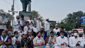 Over three dozen party leaders and workers staged a protest at Subhash crossing in Prayagraj against incidents of rapes in Uttar Pradesh.(@SanjayAzadSln/Twitter) Over three dozen party leaders and workers staged a protest at Subhash crossing in Prayagraj against incidents of rapes in Uttar Pradesh.(@SanjayAzadSln/Twitter)