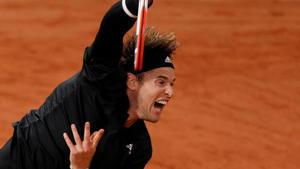 Tennis - French Open - Roland Garros, Paris, France - October 2, 2020 Austria's Dominic Thiem reacts during his third round match against Norway's Casper Ruud(REUTERS) Tennis - French Open - Roland Garros, Paris, France - October 2, 2020 Austria's Dominic Thiem reacts during his third round match against Norway's Casper Ruud(REUTERS)