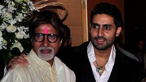 Bollywood actors Amitabh Bachchan (L) and his son Abhishek Bachchan pose for a picture during a party.(REUTERS) Bollywood actors Amitabh Bachchan (L) and his son Abhishek Bachchan pose for a picture during a party.(REUTERS)