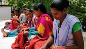 Women supoorted by designer Anavila Misra doing khatwa work. Women supoorted by designer Anavila Misra doing khatwa work.