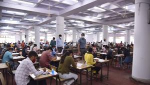 UPSC civil services prelims 2020: Candidates gave mixed reactions on the difficulty level of the exam. Some said the question paper was easy while others found it tough.(HT photo) UPSC civil services prelims 2020: Candidates gave mixed reactions on the difficulty level of the exam. Some said the question paper was easy while others found it tough.(HT photo)