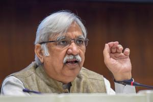 New Delhi: Chief Election Commissioner Sunil Arora at a press conference, in New Delhi.(PTI) New Delhi: Chief Election Commissioner Sunil Arora at a press conference, in New Delhi.(PTI)