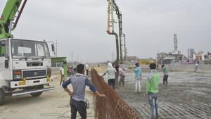 The authority decided to carry out these works after residents in all of these sectors demanded road resurfacing and other works to be done on priority basis.(Sakib Ali/HT Photo. Representative image) The authority decided to carry out these works after residents in all of these sectors demanded road resurfacing and other works to be done on priority basis.(Sakib Ali/HT Photo. Representative image)