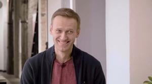 Russian opposition politician Alexei Navalny smiles during an interview with prominent Russian YouTube blogger Yury Dud, in Berlin, Germany, in this still image taken from a handout video released October 6, 2020 (YouTube - vDud/Handout/Reuters TV via REUTERS) Russian opposition politician Alexei Navalny smiles during an interview with prominent Russian YouTube blogger Yury Dud, in Berlin, Germany, in this still image taken from a handout video released October 6, 2020 (YouTube - vDud/Handout/Reuters TV via REUTERS)