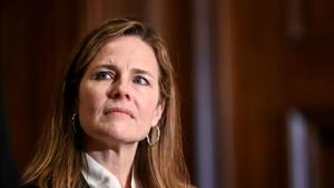 Democrats don’t have the votes to block Barrett’s nomination, but they are trying to slow it down as Republicans speed ahead with an aggressive timetable, starting with hearings next week, aimed at confirming her before the election(Reuters Photo) Democrats don’t have the votes to block Barrett’s nomination, but they are trying to slow it down as Republicans speed ahead with an aggressive timetable, starting with hearings next week, aimed at confirming her before the election(Reuters Photo)