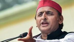 Samajwadi Party president Akhilesh Yadav said the security cover of the chief minister was further strengthened on the lines of the Prime Minister’s security.(PTI PHOTO.) Samajwadi Party president Akhilesh Yadav said the security cover of the chief minister was further strengthened on the lines of the Prime Minister’s security.(PTI PHOTO.)