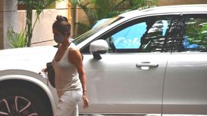 Arjun Kapoor and Malaika Arora spotted together on Sunday.(Varinder Chawla) Arjun Kapoor and Malaika Arora spotted together on Sunday.(Varinder Chawla)