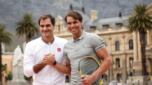 Roger Federer and Rafael Nadal pose for photographers ahead of their "Match in Africa" exhibition tennis match in Cape Town.(REUTERS) Roger Federer and Rafael Nadal pose for photographers ahead of their "Match in Africa" exhibition tennis match in Cape Town.(REUTERS)