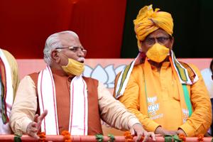 Haryana Chief Minister Manohar Lal Khattar (L) during his oath ceremony, at Haryana BJP Headquarters, in Rohtak, Haryana, India, on Thursday, July 23, 2020. (Photo by Manoj Dhaka/HindustanTimes) Haryana Chief Minister Manohar Lal Khattar (L) during his oath ceremony, at Haryana BJP Headquarters, in Rohtak, Haryana, India, on Thursday, July 23, 2020. (Photo by Manoj Dhaka/HindustanTimes)