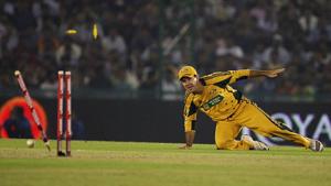 Ricky Ponting scores with a direct hit(Getty Images) Ricky Ponting scores with a direct hit(Getty Images)