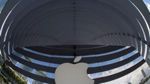 A logo of Apple is seen outside at the upcoming Apple Marina Bay Sands store in Singapore in this file photo. Apple Inc debuted a new HomePod Mini smart speaker on Tuesday, as analysts expected it to unveil a new iPhone 12.(Reuters Photo) A logo of Apple is seen outside at the upcoming Apple Marina Bay Sands store in Singapore in this file photo. Apple Inc debuted a new HomePod Mini smart speaker on Tuesday, as analysts expected it to unveil a new iPhone 12.(Reuters Photo)