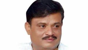 Munirathna, a film producer turned politician had defected from the Congress and helped topple the Congress-JDS coalition government in Karnataka thus helping BJP to come to power.(TWITTER/@MunirathnaMLA.) Munirathna, a film producer turned politician had defected from the Congress and helped topple the Congress-JDS coalition government in Karnataka thus helping BJP to come to power.(TWITTER/@MunirathnaMLA.)