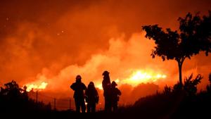 The National Weather Service issued a heat advisory for a wide swath of Southern California as temperatures topped 90 degrees Fahrenheit (32 degrees Celsius).(Reuters image) The National Weather Service issued a heat advisory for a wide swath of Southern California as temperatures topped 90 degrees Fahrenheit (32 degrees Celsius).(Reuters image)