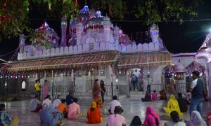 Colourful lights adorn Mansa Devi temple ahead of Navratri in Panchkulai on Thursday.(Sant Arora/HT) Colourful lights adorn Mansa Devi temple ahead of Navratri in Panchkulai on Thursday.(Sant Arora/HT)