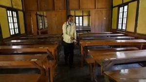 According to the calendar, students of classes 11 and 12 will be able to attend schools on a voluntary basis from October 19, but each of them will have to carry a written permission from parents or guardian.(PTI file) According to the calendar, students of classes 11 and 12 will be able to attend schools on a voluntary basis from October 19, but each of them will have to carry a written permission from parents or guardian.(PTI file)