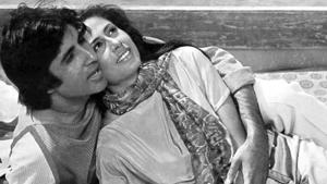 Amitabh Bachchan and Smita Patil. Amitabh Bachchan and Smita Patil.
