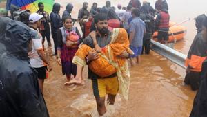 A view of rescue and relief work highlighting the flood situation in Kolhapur, Maharashtra, India, on August 7, 2019.(Photo: Anil Velhal / Hindustan Times) A view of rescue and relief work highlighting the flood situation in Kolhapur, Maharashtra, India, on August 7, 2019.(Photo: Anil Velhal / Hindustan Times)