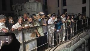 Telangana agriculture minister S Niranjan Reddy inspecting the accident site at Kalwakurthy Lift Irrigation Scheme on Friday night.(HT PHOTO.) Telangana agriculture minister S Niranjan Reddy inspecting the accident site at Kalwakurthy Lift Irrigation Scheme on Friday night.(HT PHOTO.)