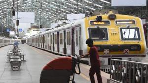 At present, a total of 666 mail and express trains are running while all regular trains have been suspended indefinitely in view of the pandemic.(HT Photo) At present, a total of 666 mail and express trains are running while all regular trains have been suspended indefinitely in view of the pandemic.(HT Photo)